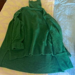 Super soft yarn, oversized Jcrew wool turtleneck